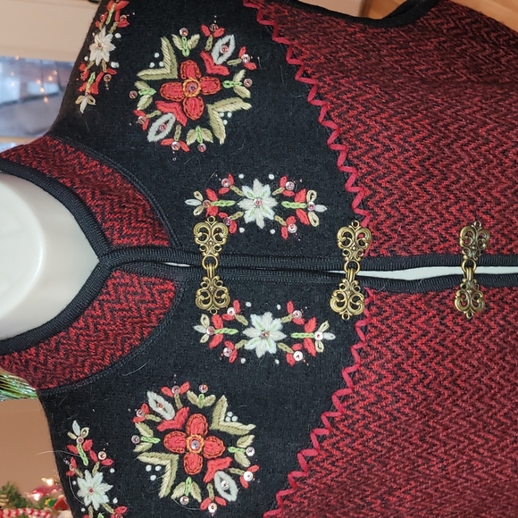 Icelandic Wool Embellished Vest - Picture 2 of 9